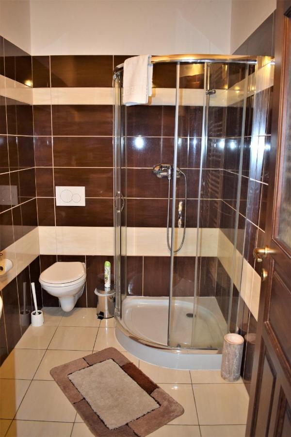 Aparthotel Zidovna Vysoky Chlumec Extérieur photo
